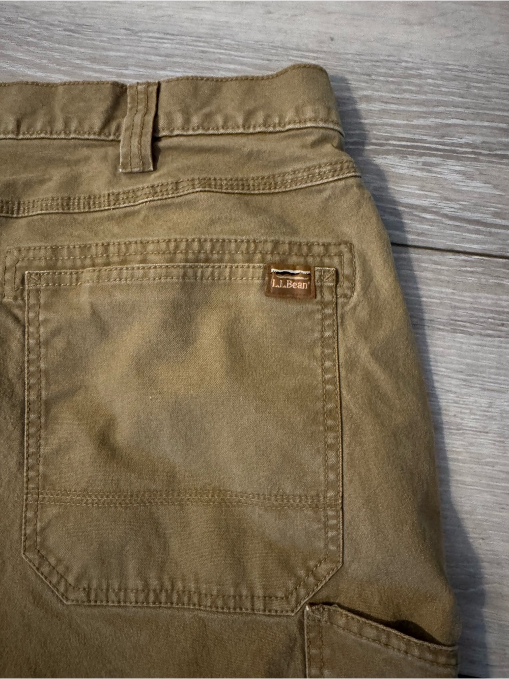 L.L. Bean Men's Chinos in Tan Brown - Picture 3 of 4
